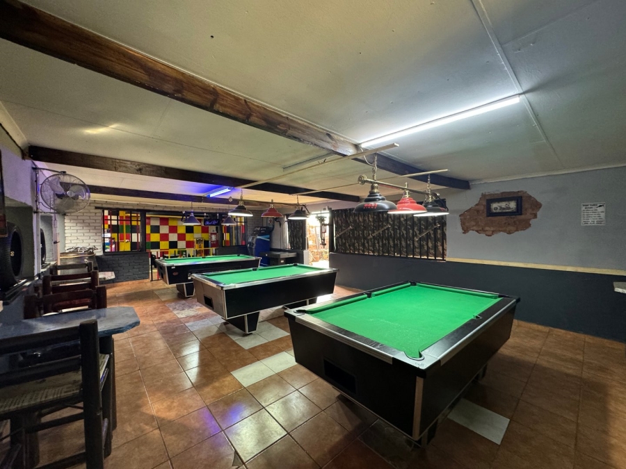 Commercial Property for Sale in Hartbeespoort Rural North West